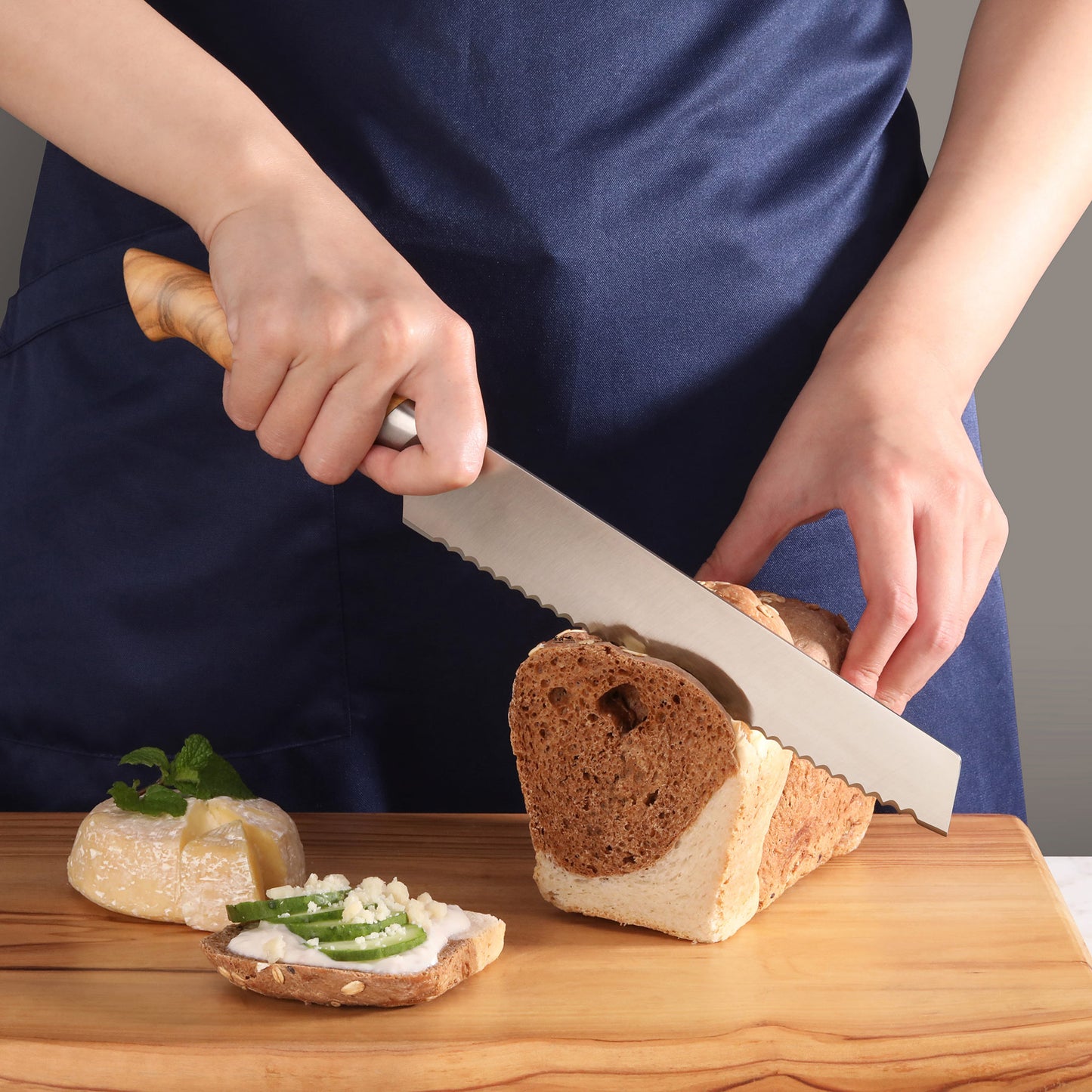 Cangshan 8" Bread Knife-Oliv