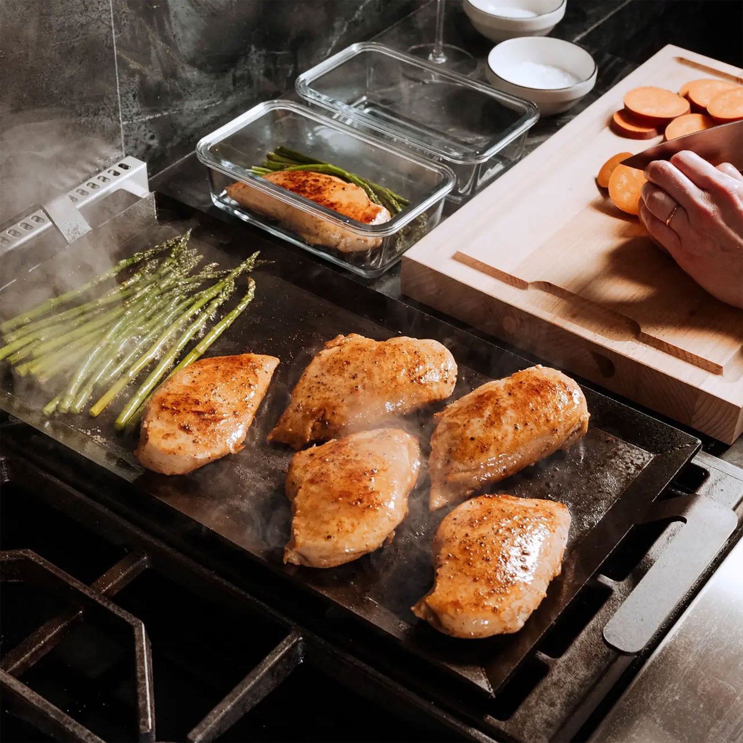 MADE IN Carbon Steel Griddle (Seasoned)