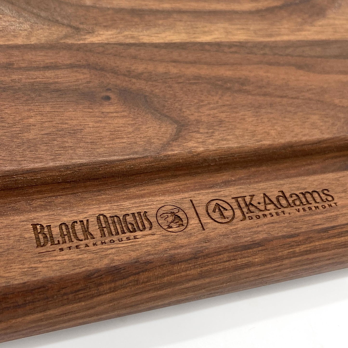 Black Angus Walnut Turnabout Reversible Carving Board-20" x 14"