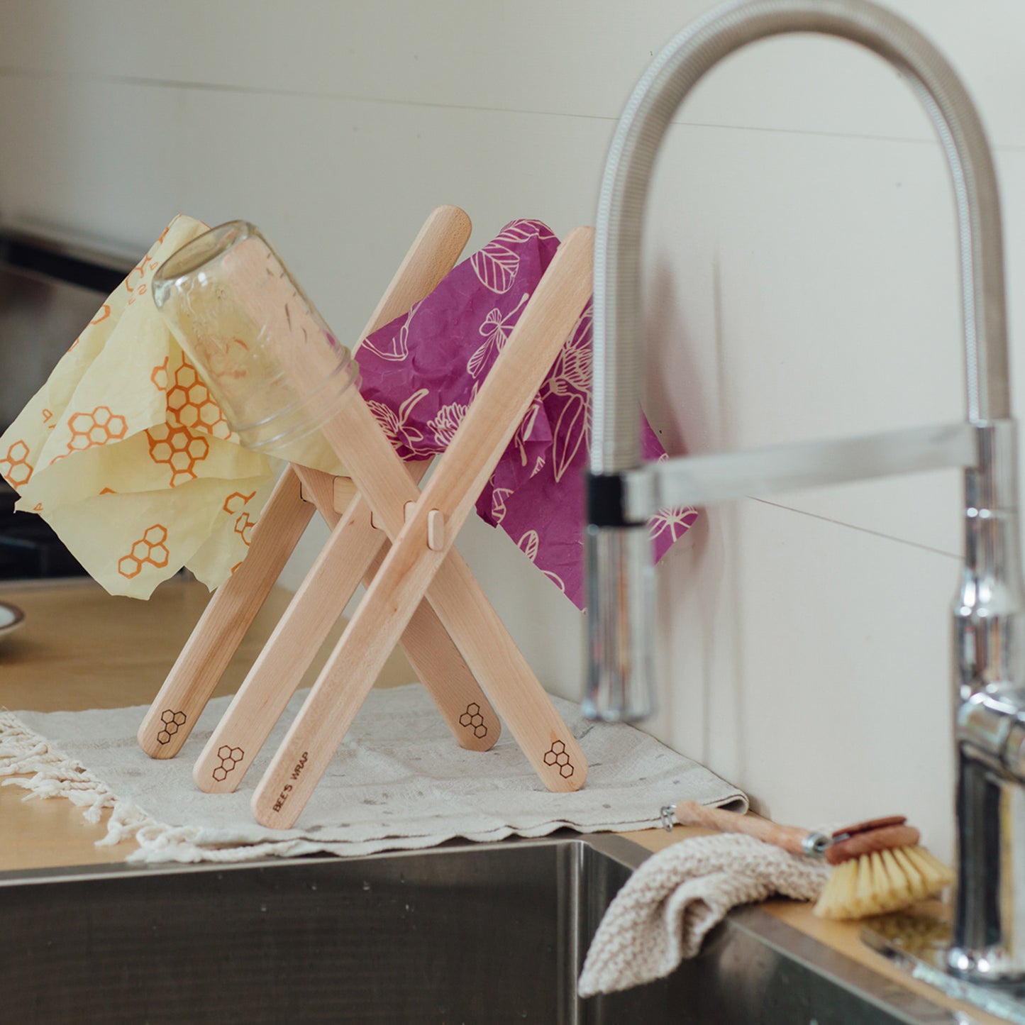 Bee's Wrap Maple Drying Rack