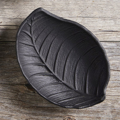 Cast Iron Embossed Leaf Bowl